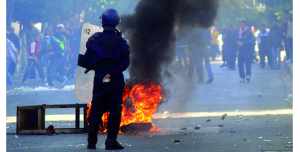 France : manifestations violentes contre l’Écotaxe