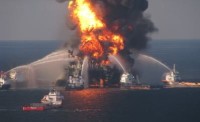 Explosion sur une plateforme pétrolière dans le golfe du Mexique. Un nouveau drame pour l’environnement ?